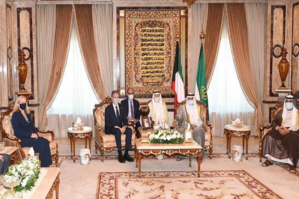 وزیر خارجه آمریکا با امیر و ولیعهد کویت دیدار کرد