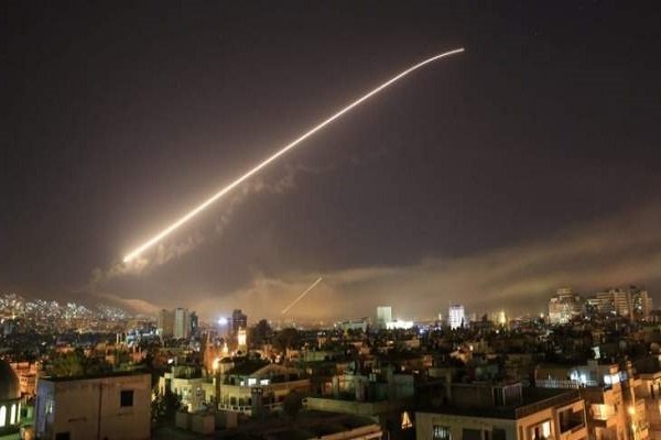 حمله موشکی تروریستها به نیروهای ارتش سوریه/۴ تن کشته و زخمی شدند
