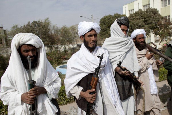 سخنگوی طالبان: نسبت به مداخله آمریکا در افغانستان هشدار می دهیم
