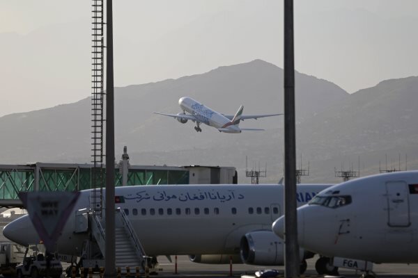 طالبان کنترل کامل فرودگاه کابل را بدست گرفت