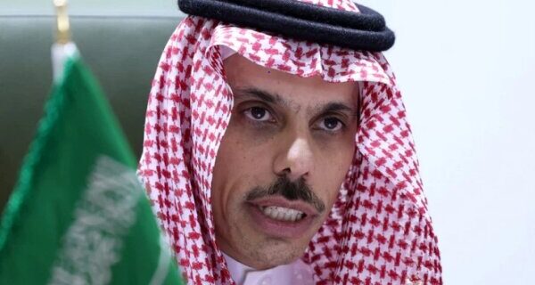 دیدار وزیر خارجه خارجه عربستان سعودی با پادشاه اردن