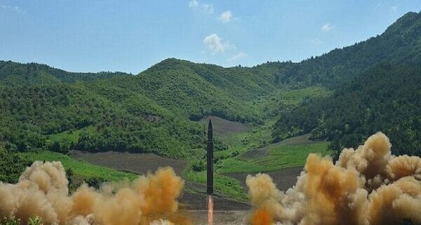 آزمایش موشک جدید کره  شمالی/ آمریکا واکنش نشان داد