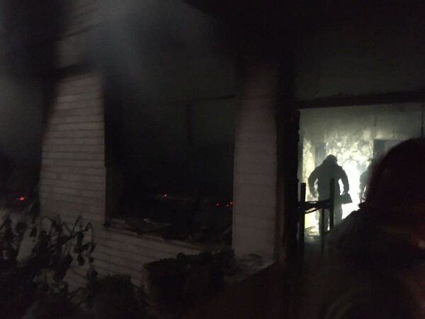 آتش سوزی یک واحد مسکونی در شمال تهران