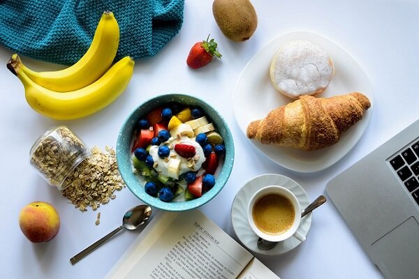 خوردن صبحانه قبل از ۷ صبح موجب افزایش طول عمر می شود