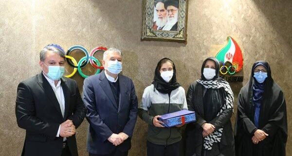 موفقیت «صفی» در تنیس نمایی از توانمندی ورزش بانوان ایران است