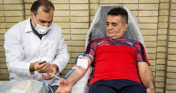 خانواده کشتی ایران به جمع اهدا کنندگان خون پیوستند
