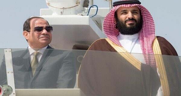 ولیعهد عربستان سفر منطقه‌ای خود را از قاهره آغاز می‌کند