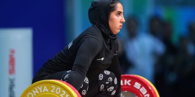 یک طلا و ۲ برنز الهام حسینی در وزنه‌برداری بازی های کشورهای اسلامی