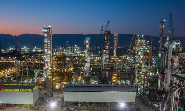 افزایش ۲۰ درصدی تولید بنزین در پالایشگاه ستاره خلیج فارس