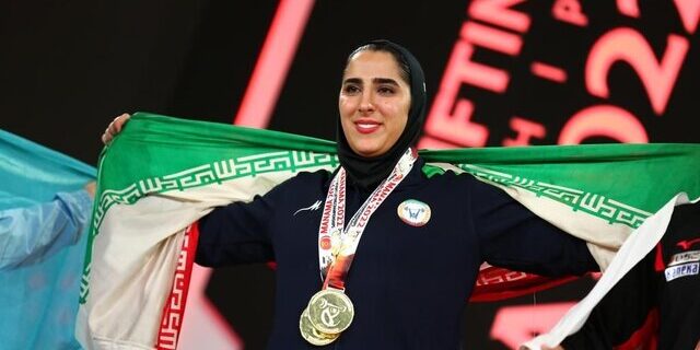 حسینی پس از تاریخ سازی در وزنه‌برداری قهرمانی آسیا: رقابت آسانی نداشتم