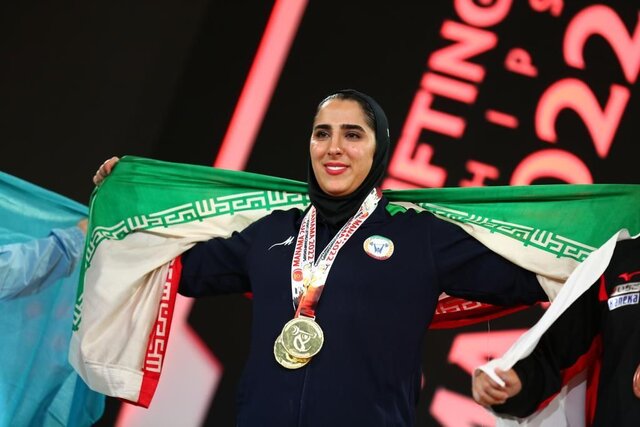 حسینی پس از تاریخ سازی در وزنه‌برداری قهرمانی آسیا: رقابت آسانی نداشتم