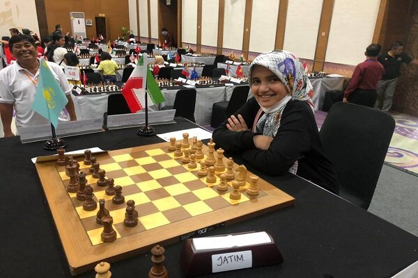 گفتگو با شطرنجباز ۸ ساله که قهرمان آسیا شد/حل روزانه ۴۰۰ مسئله