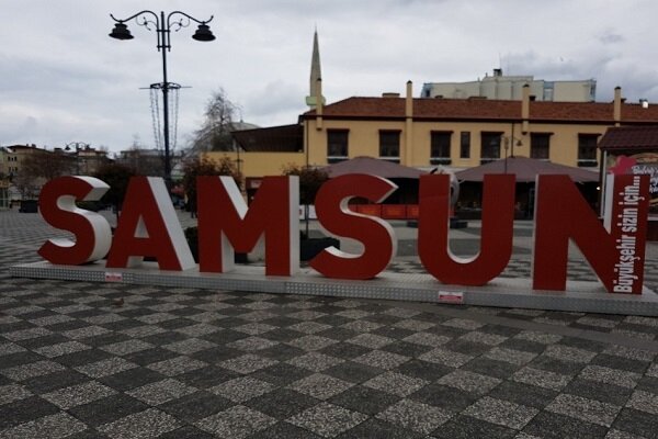 خبرها درباره وقوع انفجار و آتش سوزی در بندر «سامسون» ترکیه