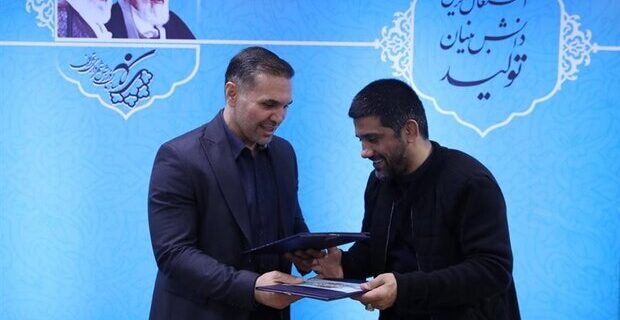 تفاهم‌نامه شهرداری تهران و فدراسیون کشتی به امضا رسید