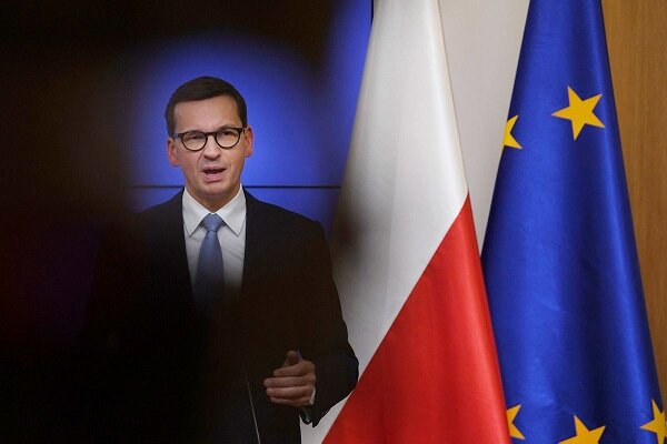 لهستان: شکست اوکراین مقدمه جنگ جهانی سوم است