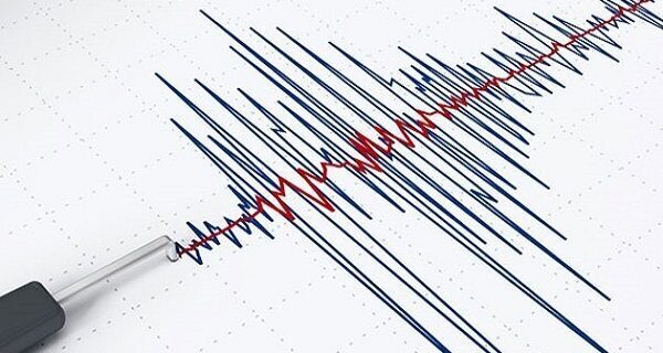 زلزله ۴ ریشتری آرادان را لرزاند
