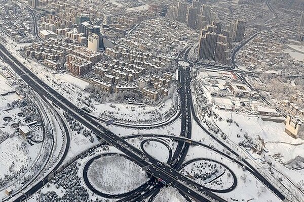 یخبندان در شمال تهران/ پیش بینی برف و کولاک برای پایتخت