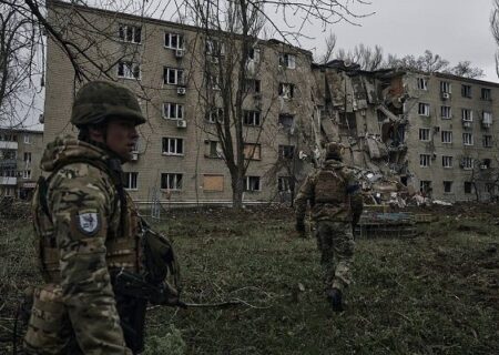 آمریکا در آتش جنگ اوکراین می‌دمد اما چین طرح صلح ارائه می‌دهد