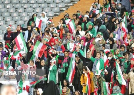 تاج: شورای عالی امنیت ملی ورود زنان به ورزشگاه‌های فوتبال را تصویب کرد