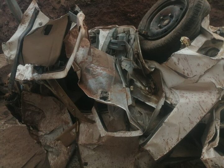 سقوط خودروی سواری به دره در محور کوهسرخ به نیشابور با ۳ کشته