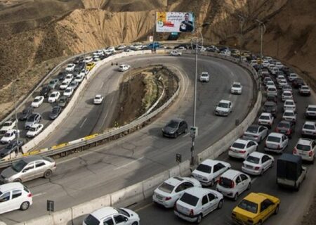 ترافیک سنگین در محورهای بومهن و فشم به سوی تهران