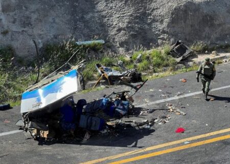 ۱۵ کشته در تصادف اتوبوس حامل مهاجران در مکزیک
