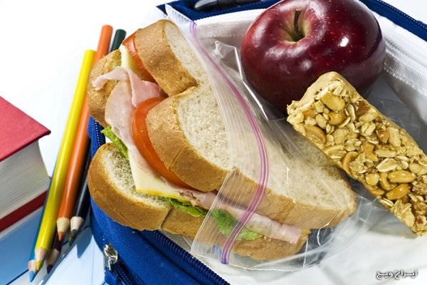 دانش آموز بدون صبحانه مدرسه نرود/ میان وعده‌های سالم