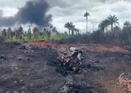 انفجار در پالایشگاه نفت نیجریه ده‌ها کشته برجای گذاشت