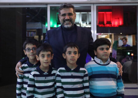 وزیر ارشاد درکنار بچه‌ها فیلم‌های ویژه کودکان را دید