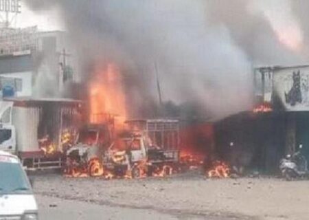 آتش سوزی در فروشگاه فشفشه در جنوب هند جان ۱۴ نفر را گرفت