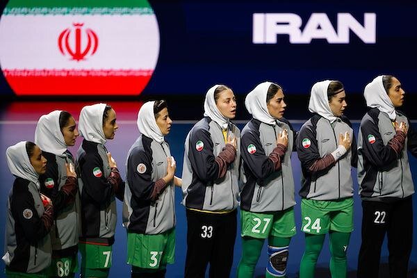 اولین برد تاریخ هندبال زنان ایران در مسابقات جهانی