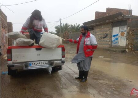 امدادرسانی به بیش از ۱۰ هزار حادثه‌دیده در استان‌های سیل‌زده