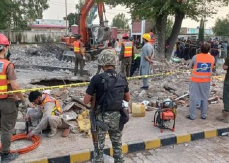 تیراندازی در غرب پاکستان/ ۷ مامور گمرک کشته شدند