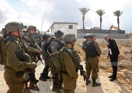 زخمی شدن ۵ فلسطینی در حمله صهیونیست‌ها به اردوگاه جلزون