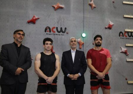 وزیر ورزش از تمرینات «رضا علیپور» المپین قزوینی بازدید کرد