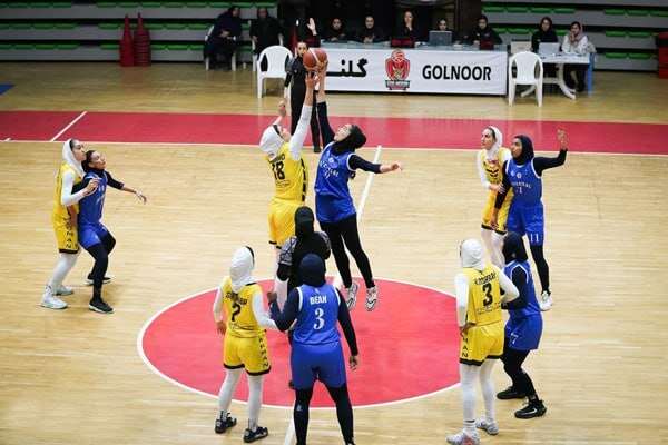 مدعیان لیگ بسکتبال زنان هفته چهاردهم را با برد تمام کردند